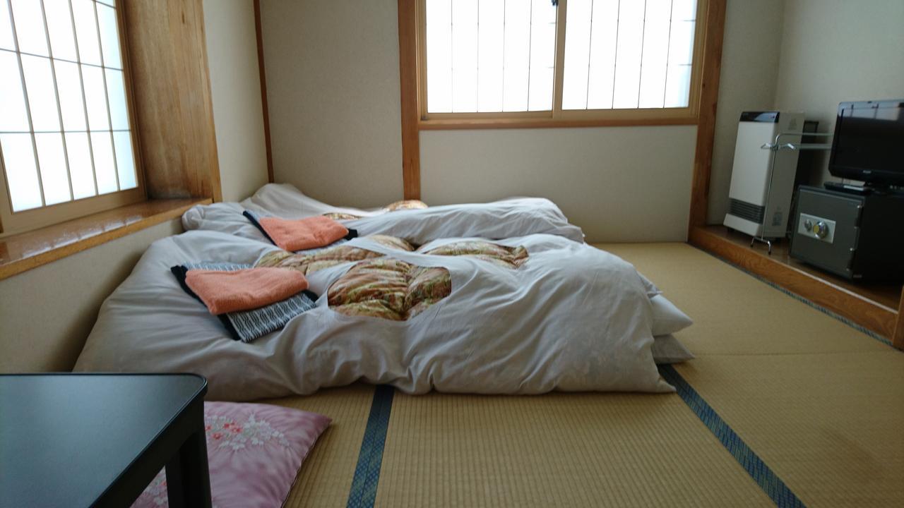 Apple Inn Takasaka Нодзава-Онсен Екстер'єр фото