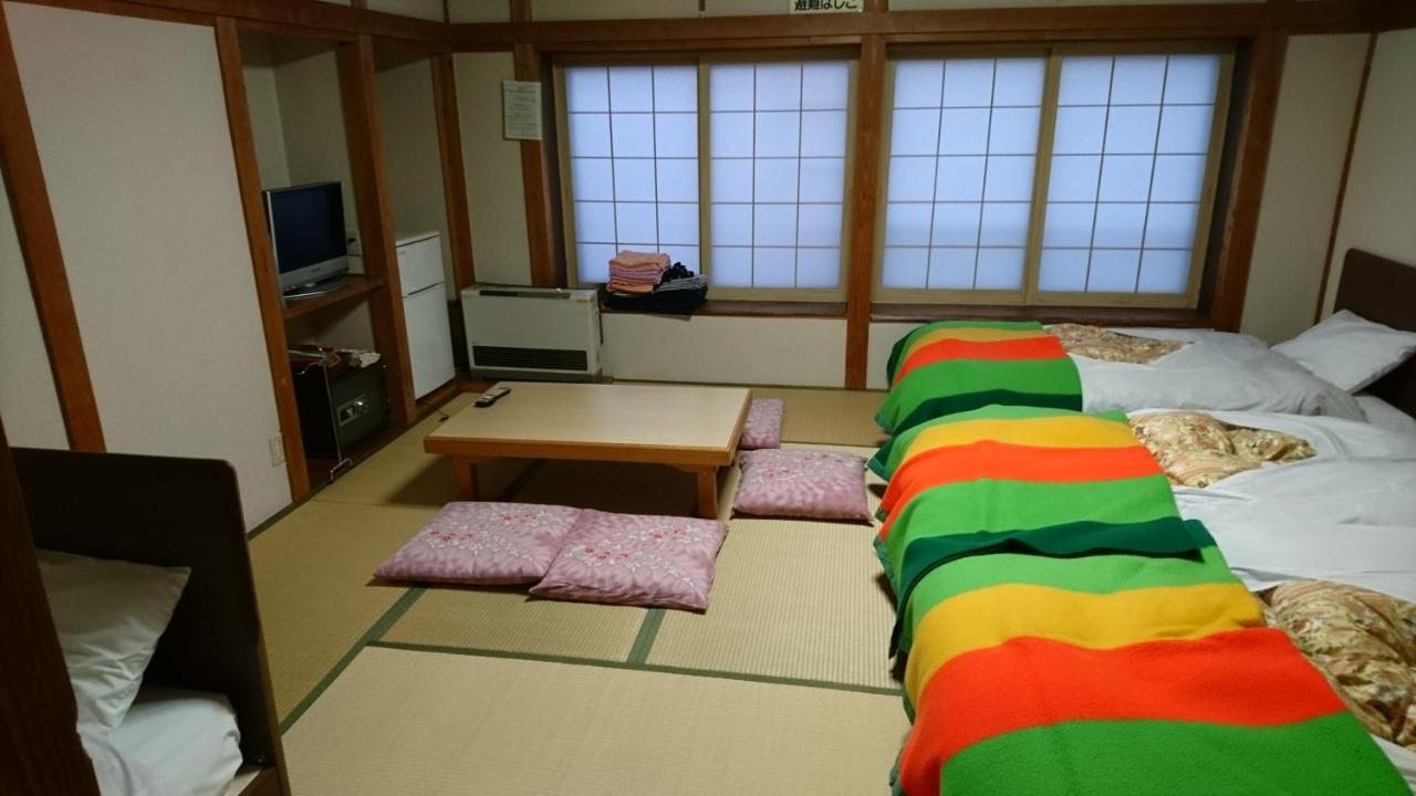 Apple Inn Takasaka Нодзава-Онсен Екстер'єр фото
